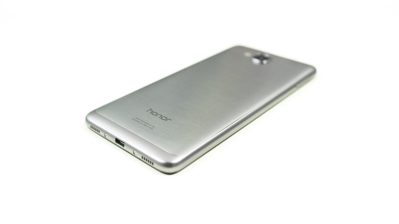 Das Honor 5c hat für ein Einsteiger-Smartphone ein wirklich gelungenes Design.