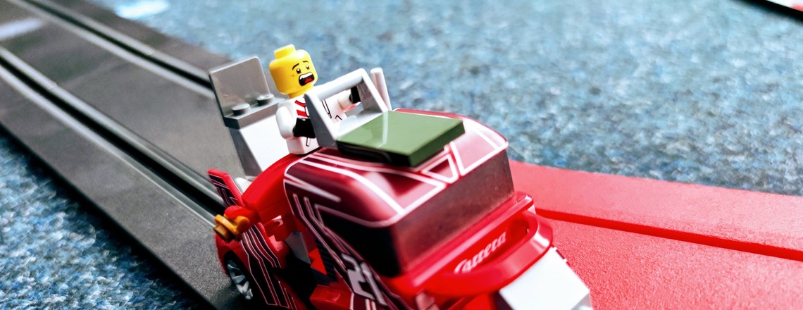 Carrera GO!!! Build 'n Race