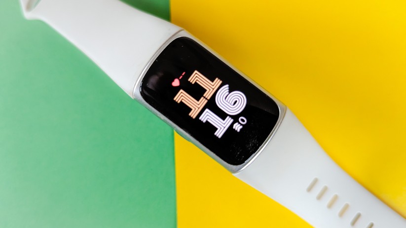 Fitbit Charge 6