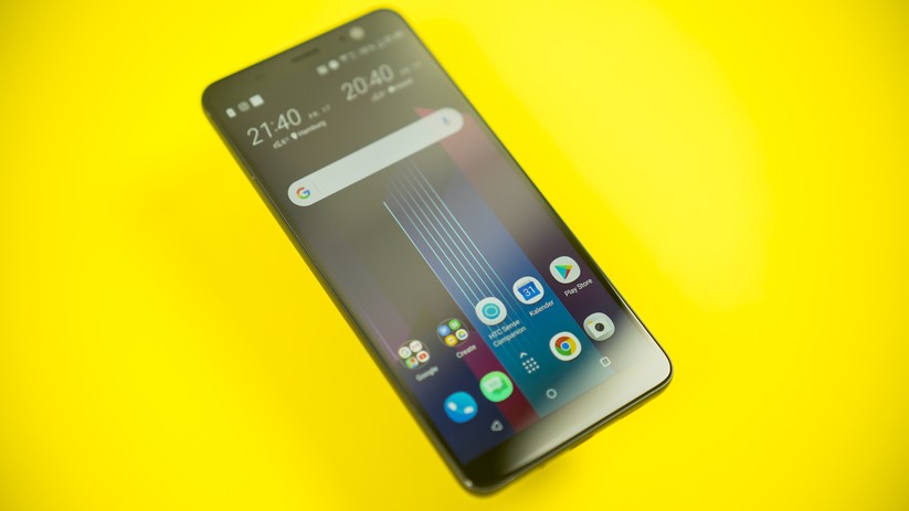 Das Display des HTC U11 Plus ist 6 Zoll groß und löst auf mit QHD+.