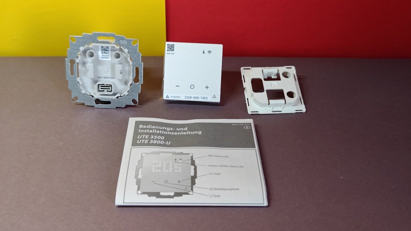 Eberle UTE-3500: Smartes Thermostat für wassergeführte Fußbodenheizungen. Dank Matter-Unterstützung kann es von vielen Smart-Home-Zentralen gesteuert werden.