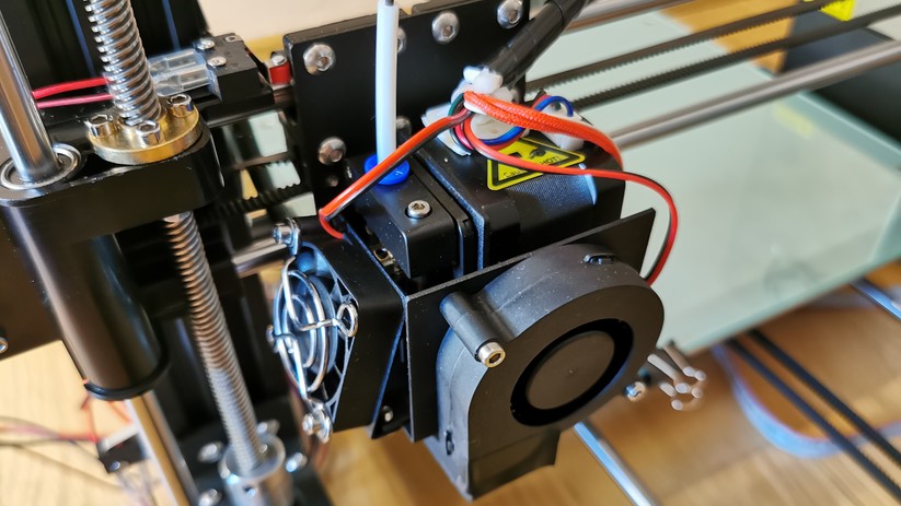 Der Direct-Drive-Extruder des A8 Plus.