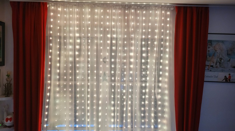 Govee Curtain Lights (H70B1)