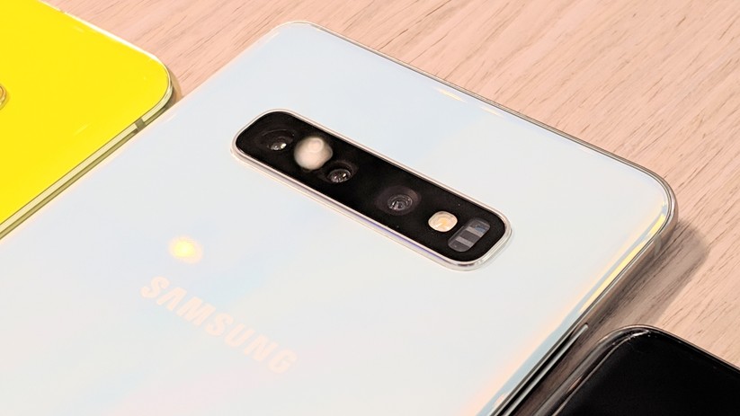 Die dritte Kamera sorgt für Weitwinkelaufnahmen. 