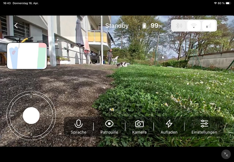 Dreame A3 AWD Pro 3500: Die Dreame-App kann auch den Livestream des Kamera darstellen. Zudem bietet sie die Option, Fotos von erkannten Objekten oder Menschen aufzunehmen. Allerdings liegt die Erkennungsrate viN Menschen im Test nur bei etwa 50 Prozent. Zudem ist die Auflösung mit 640 × 360 Pixel nicht sehr hoch.