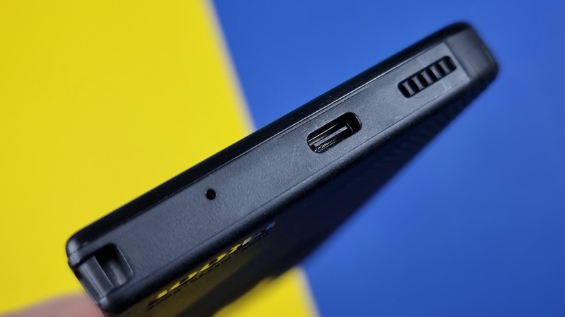 Motorola Defy