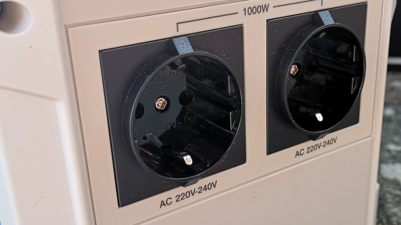 Uns gefallen die klassischen EU-Dosen besser als Universelle 230-V-Anschlüsse.