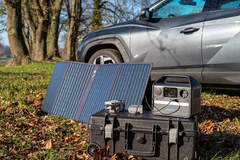 Mobile Office mit der Anker Powerhouse 521 - aus einem unserer Lesertests.