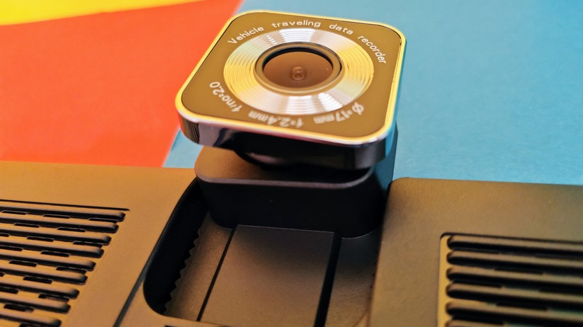 Lescars IPS-HD-Touchscreen mit Dashcam für Android Auto & Apple Carplay