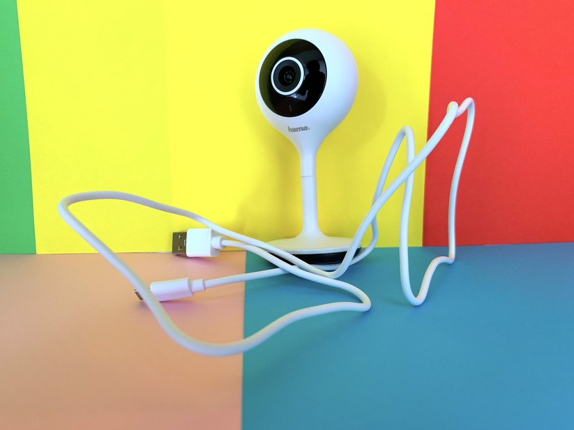 Kabel zu kurz: Damit man die Hama-Kamera wirklich gut positionieren kann, braucht man ein längeres Kabel.