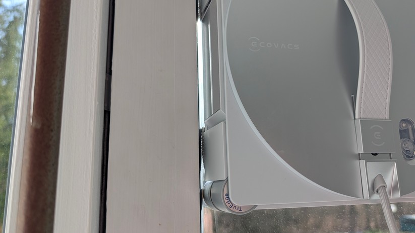 Ecovacs Winbot W3 Omni – Reinigung