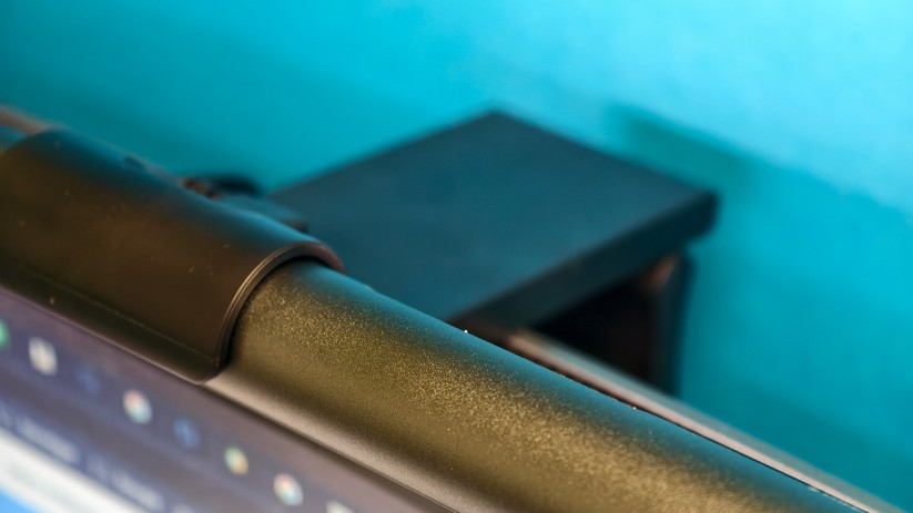 Quntis Screenbar mit Backlight und Remote Bilder