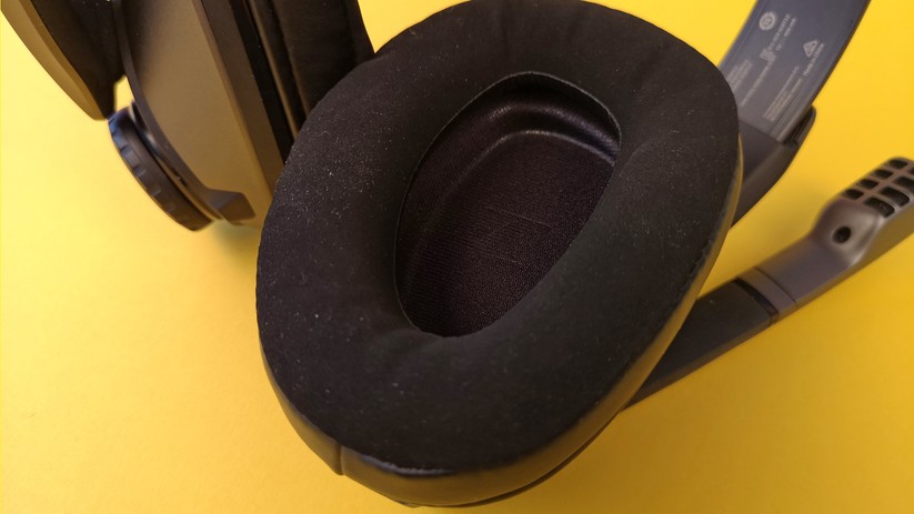 Der Sound ist gut: Weder Höhen noch Bass sind überdreht.