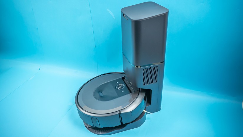 iRobot Roomba i7+ mit Entleerungsstation
