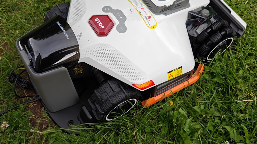 Mammotion Luba 3 AWD 3000: LiDAR, RTK und KI-Kameras, 40 cm Schnittbreite und 12-Ah-Akku