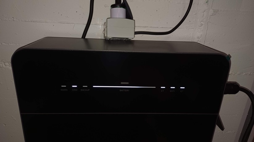 Marstek Venus E 3.0 im Test: Der AC-gekoppelte Stromspeicher mit 5,12 kWh und 2,5 kWh Leistung unterstützt eine dynamische Einspeisung mithilfe eines Smart Meters.