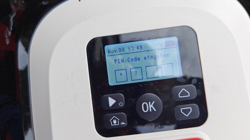 Roboup Raccoon 2 SE: Günstiger Mähroboter ohne Begrenzungskabel für Gärten mit festen Grenzen