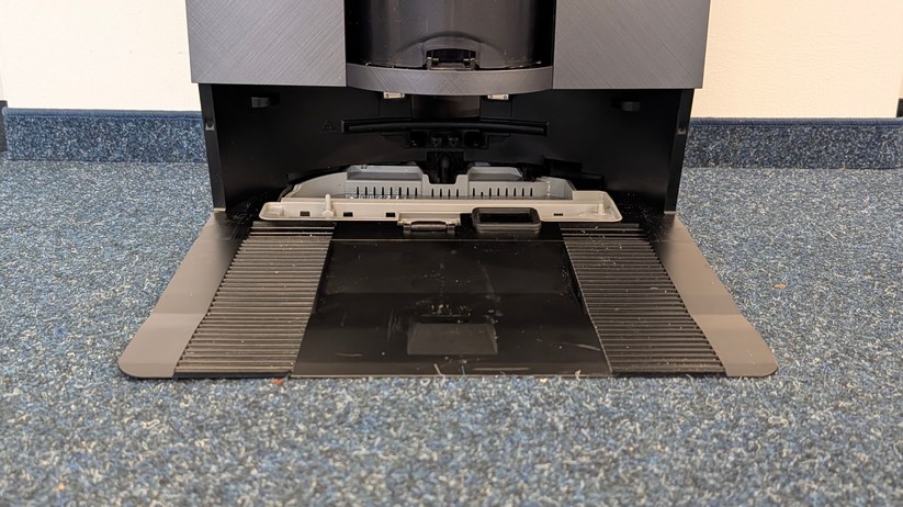 Ecovacs X12 Omni Cyclone – Bilderstrecke