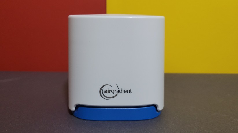 Air Gradient Open Air: Outdoor-Luftgütesensor misst Temperatur, Luftfeuchte, CO₂, Feinstaub (PM2.5, PM10, PM1), TVOCs und NOx