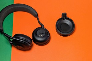 Jlab-Kopfhörer Epic Work im Test: Headset fürs Homeoffice mit ANC & Ladestation