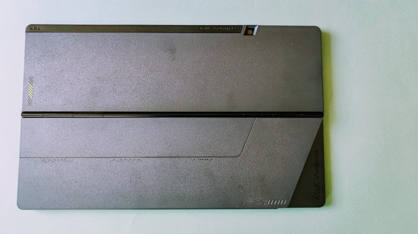 ASUS Vivobook 13 Slate OLED