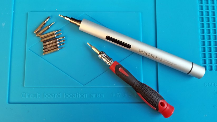 Die kleinsten verfügbaren Akkuschrauber sind lediglich für sehr filigrane Arbeiten ohne großen Kraftaufwand geeignet.