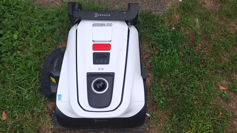Ecovacs Goat A1600 LiDAR Pro: Dank LiDAR benötigt der Mähroboter keine RTK-Antenne.
