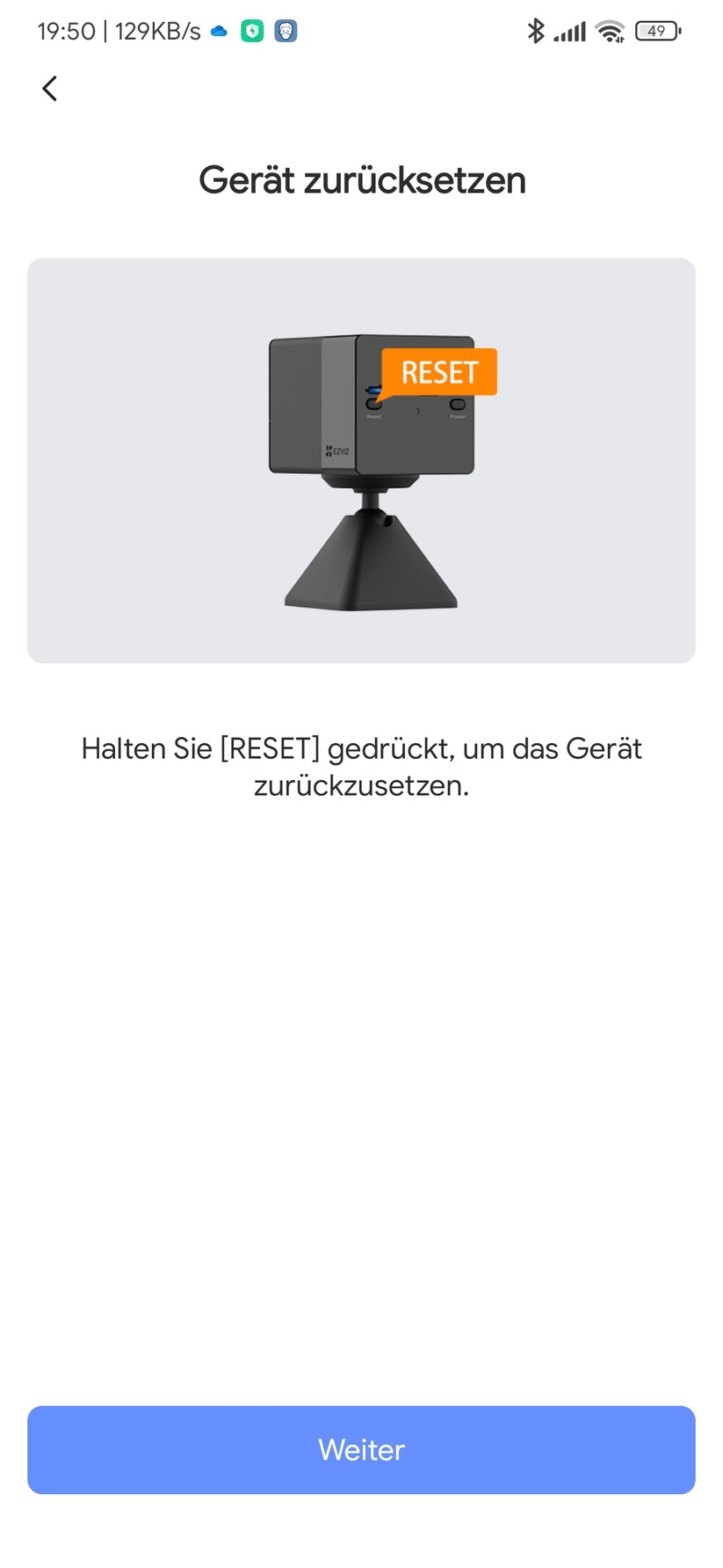 Ezviz BC2: Sollte die LED nicht in blau blinken, muss man die Reset-Taste drücken, um den Kopplungsmodus zu aktivieren.