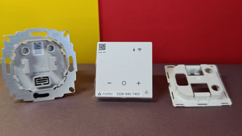 Eberle UTE-3500: Smartes Thermostat für wassergeführte Fußbodenheizungen. Dank Matter-Unterstützung kann es von vielen Smart-Home-Zentralen gesteuert werden.