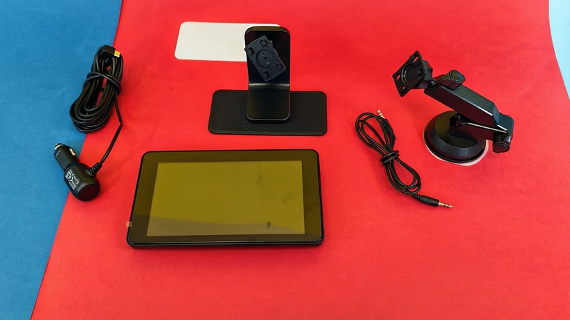 Bauhn Smart Display fürs Auto