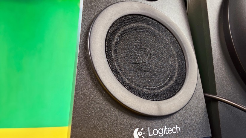 Logitech Z333