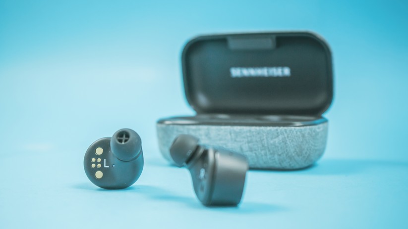 Die Momentum True Wireless von Sennheiser.