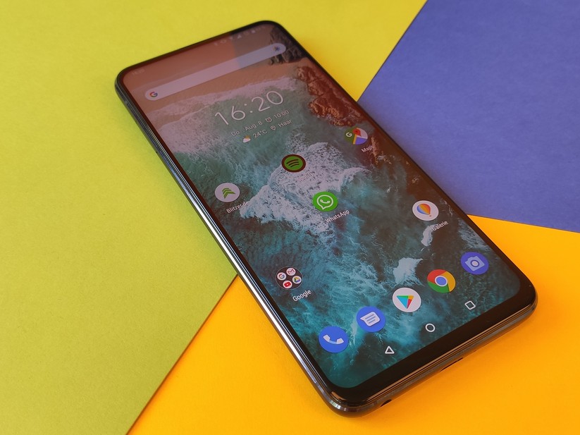 Randloses Design ohne Notch und ein ordentliches Display.