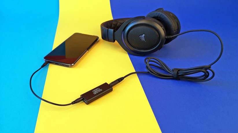 Kopfhörerverstärker funktionieren beispielsweise mit Headsets oder dem AUX-Eingang des Autoradios.