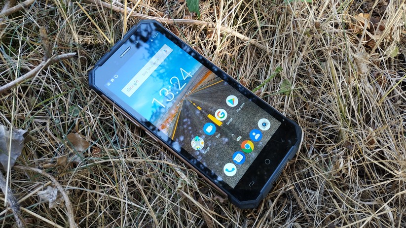 Leider leuchtet das ansonsten gute Display für ein Outdoor-Smartphone nicht besonders hell.