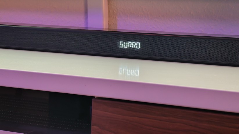 JBL Bar 800MK2: Soundbar mit Subwoofer und Akku-Rear-Speakern