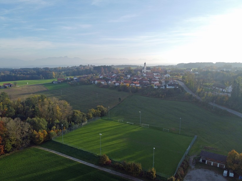 Trotz Gegenlicht ist diese Aufnahme überraschend gut geworden. Der Dynamikumfang überrascht uns positiv. In der Praxis hilft hier ein (derzeit noch nicht erhältlicher) Graufilter weiter.