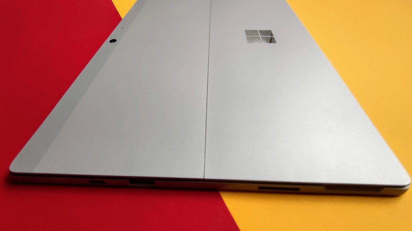 Microsoft Surface Pro 7+