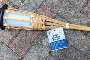 No-Name Bambus-Solarfackel im Test