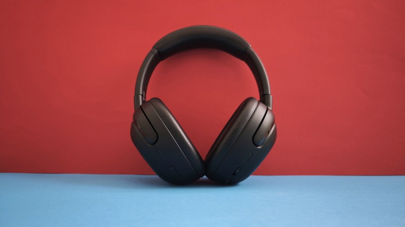 JBL Tour One M3 Bilder