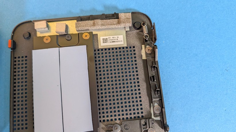 Asus Expert Center PN54 – Bilderstrecke