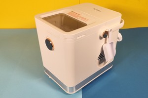 Eiswürfelmaschine Kasj Q1 im Test: Eiswürfel in zwei Größen in unter 10 Minuten