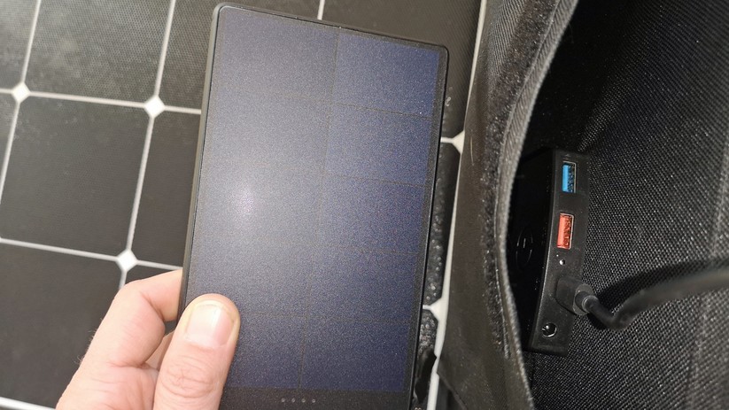 So schick die schlanke Powerbank Pro User Solar auch aussieht, die Leistung im Vergleich zu großen Paneels ist äußerst gering.