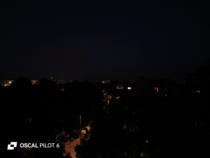  Hauptkamera bei Nacht