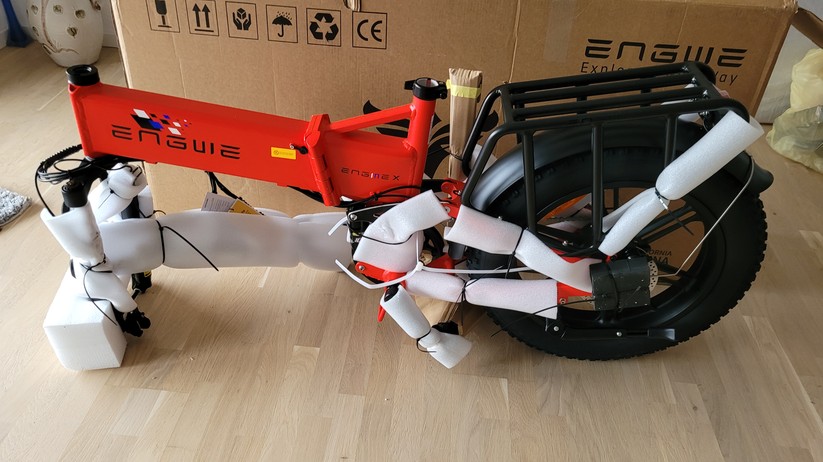  Faltbares E-Fatbike mit Doppelfederung und ergonomischer Sitzposition