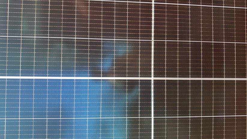 Wie viel Strom produziert wird, hängt von der Leistung der Panels ab.