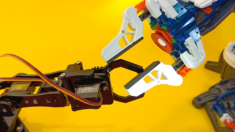 Das günstige elektronische Modell ist vergleichsweise filigran.