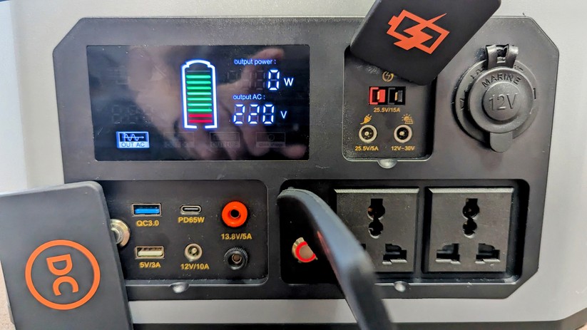 Warmounts CN1000W Anschlüsse