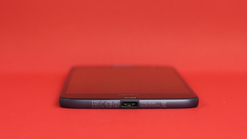 USB Type C, aber nicht USB 3.0 beim Moto Z.