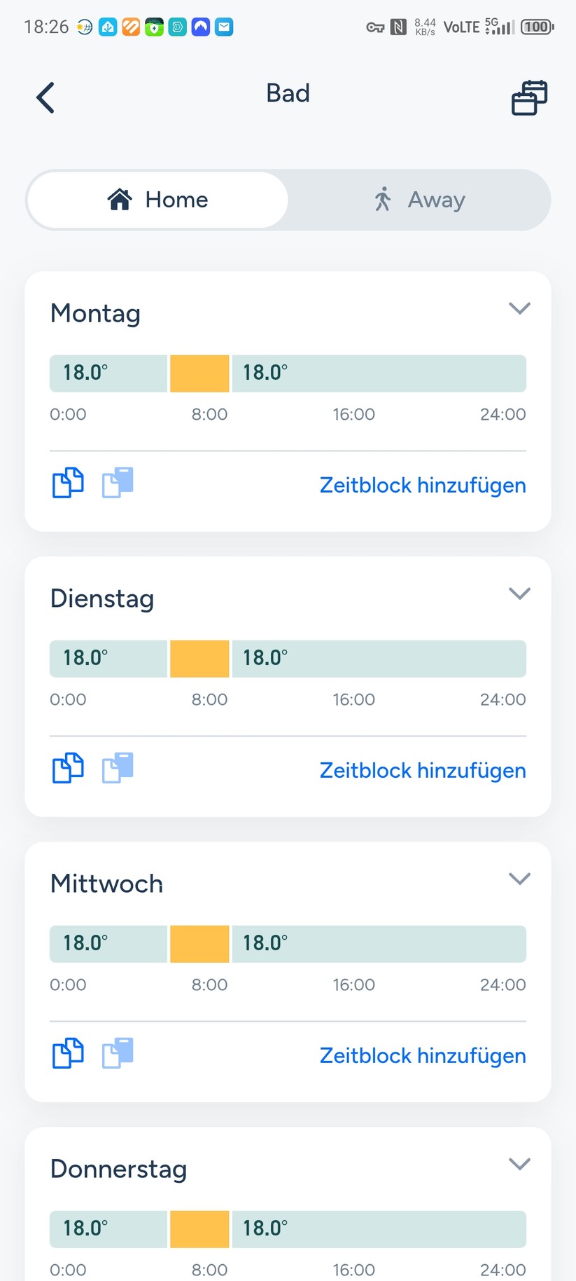 Die Tado-App erleichtert nicht nur die Inbetriebnahme mit zahlreichen Grafiken, sondern bietet auch eine einfache Bedienung, inklusive Erstellung von Heizplänen und liefert zudem detaillierte Informationen zum Heizbetrieb. Der volle Funktionsumfang steht allerdings nur mit einem kostenpflichtigen Abo zur Verfügung. Dafür muss man entweder 4 Euro monatlich oder 30 Euro jährlich bezahlen.